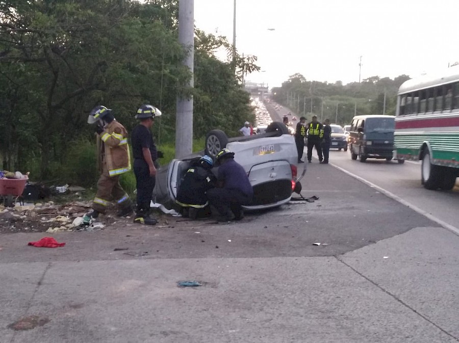 Un muerto y cuatro heridos por accidente en Felipillo