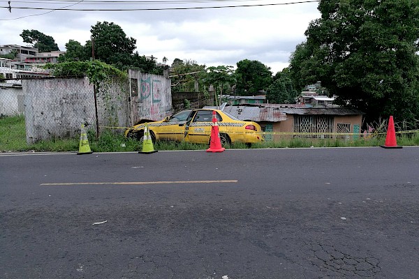Conductor de taxi fallece en accidente en San Miguelito