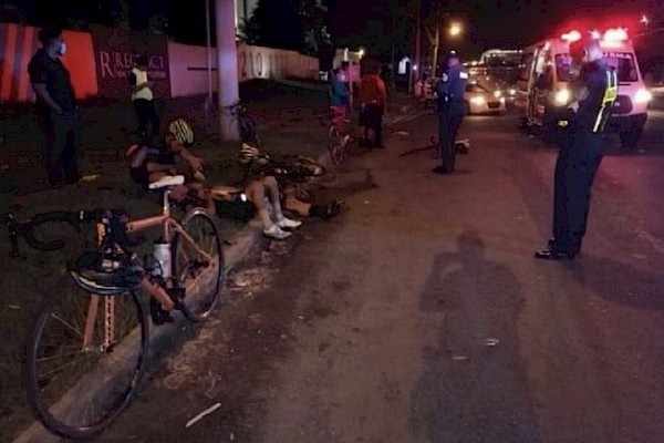 Varios ciclistas son atropellados en la vía Domingo Díaz en Tocumen