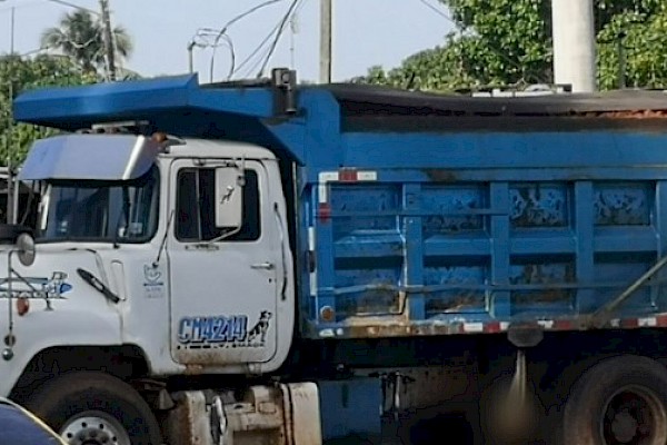 Mujer muere arrollada en Pacora por un camión volquete