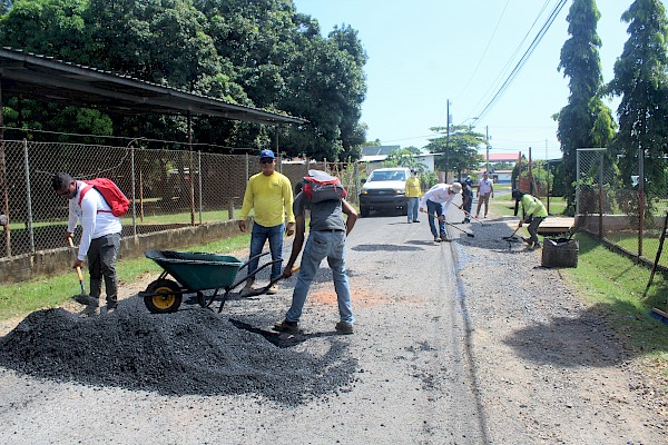 Continúan trabajos de rehabilitación de vías en los distritos de Chame, San Carlos, Capira y La Chorrera
