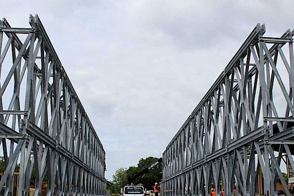 Residentes de Colinas del Este en Pedregal contarán con puente vehicular