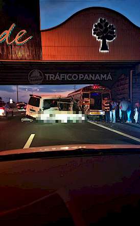 Un fallecido y dos heridos graves en la autopista Arraiján - La Chorrera