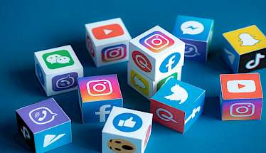 Reino Unido prohibirá redes sociales a menores de 16 años