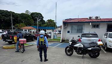 Mal uso de estacionamiento azul