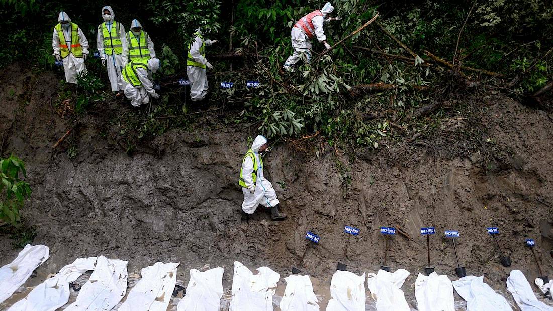 Más de mil muertos en Nepal y China