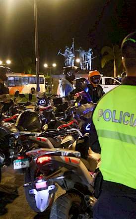 Operativo vial en Amador