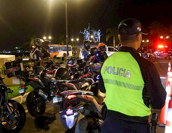 Operativo vial en Amador