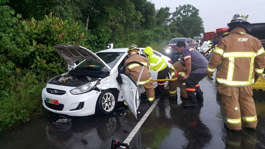 Tres heridos por fuerte colisión en Chiriquí