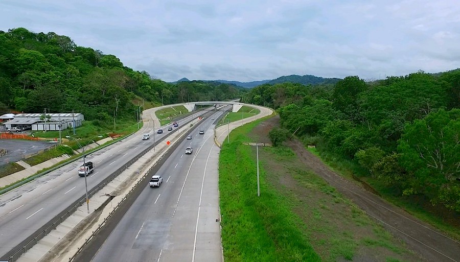 Habilitrán  Intercambiador Oeste cerca del puente Centenario