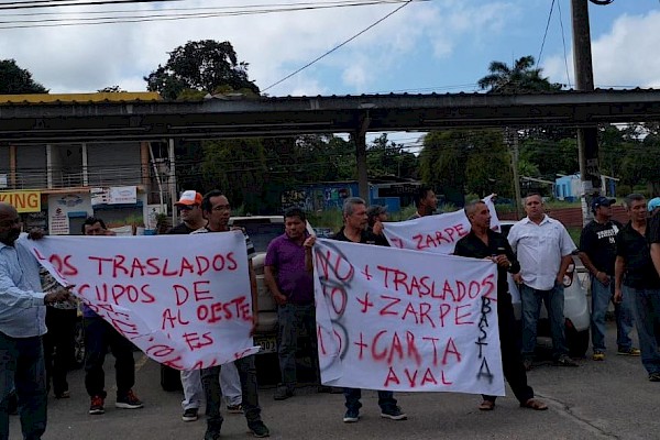 Taxistas de Arraiján protestan contra supuestas prácticas ilegales