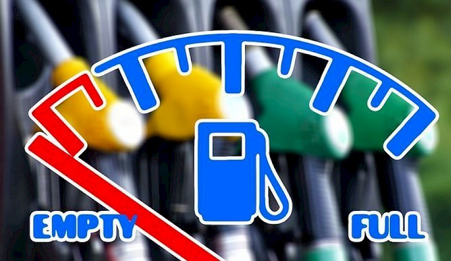 Precio del combustible a la baja