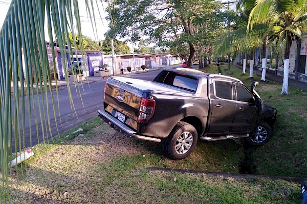 Gran cantidad de supuesta sustancia ilícita es decomisada tras persecución en Colón