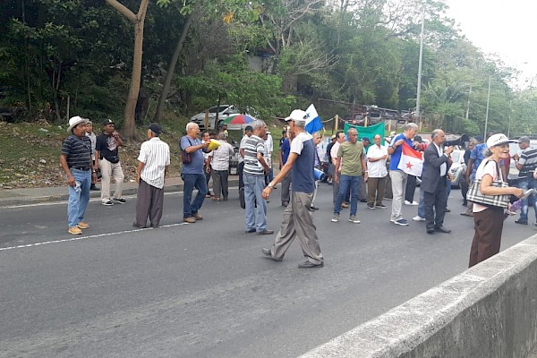 Jubilados protestan nuevamente