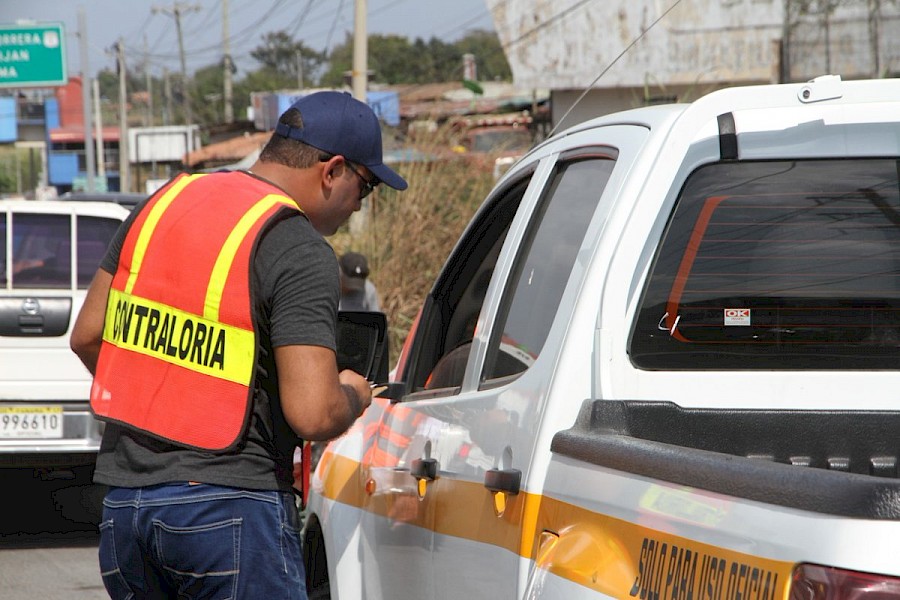 Contraloría fiscalizará uso de vehículos del Estado en carnaval