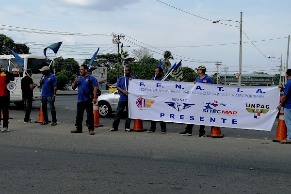 Persecución policial, vuelcos y protestas