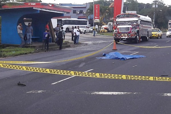 Dos muertos por atropello en Colón