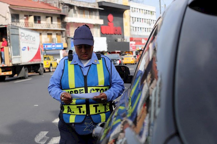 Primera jornada de operativo por placas vencidas detecta 85 infractores