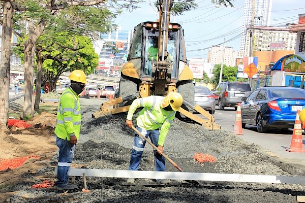 MOP: Reactivación de proyectos generará alrededor de cuatro mil empleos