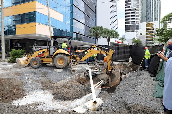 Trabajos en Calle Uruguay culminarán en 15 días