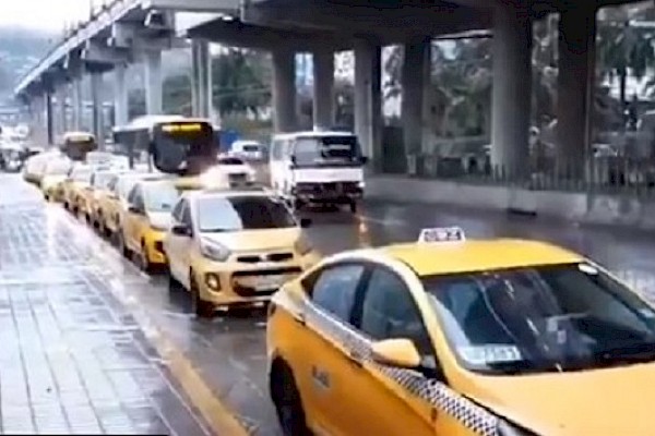 Se suspende movilazión de pares y nones para taxis, excepto Panamá y Panamá Oeste