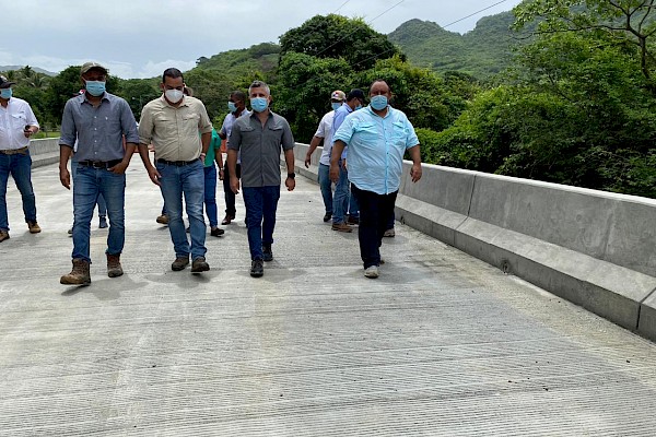 Ministro Sabonge culmina gira en Herrera y Coclé con la inspección en proyectos reactivados