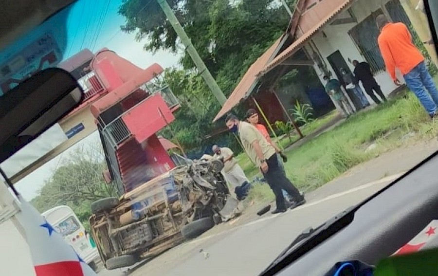 Cinco heridos por accidente de auto de la ATTT en Capira