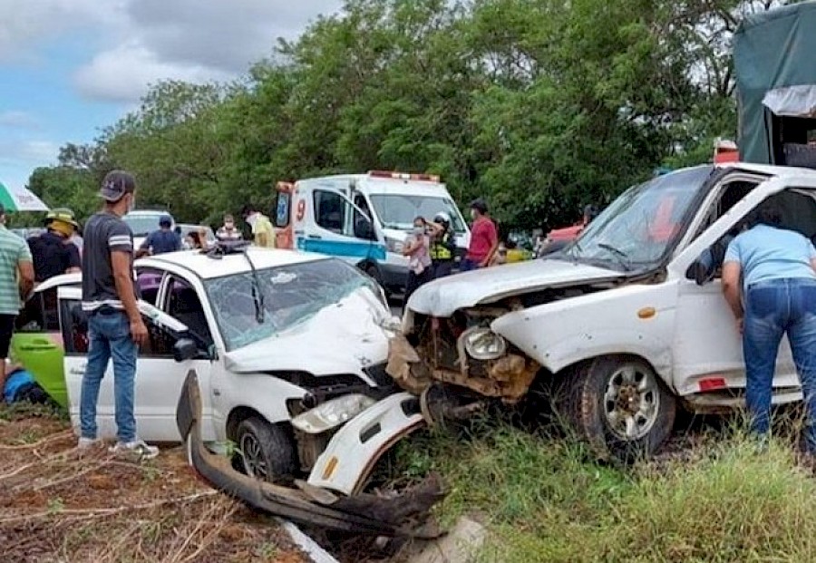 Un muerto y varios heridos por colisión frontal en Chiriquí