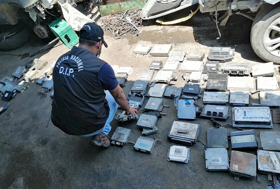 Le caen a talleres clandestinos en Pueblo Nuevo y Parque Lefevre