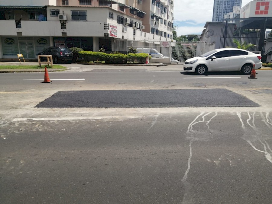 MOP de Panamá Centro limpia canales pluviales y rehabilita varios puntos de la capital