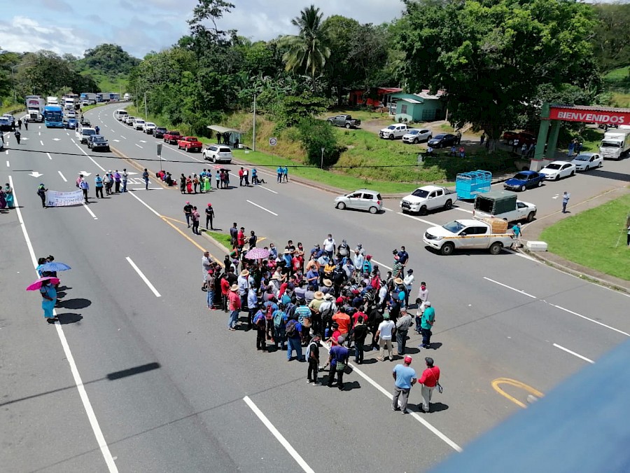 Ministro Sabonge atendió a manifestantes en Tolé