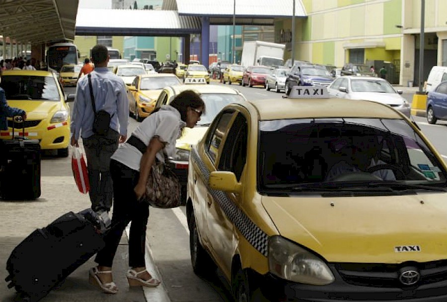 ATTT dicta medidas para la circulación del transporte público selectivo, a partir del viernes 15 de enero de 2021