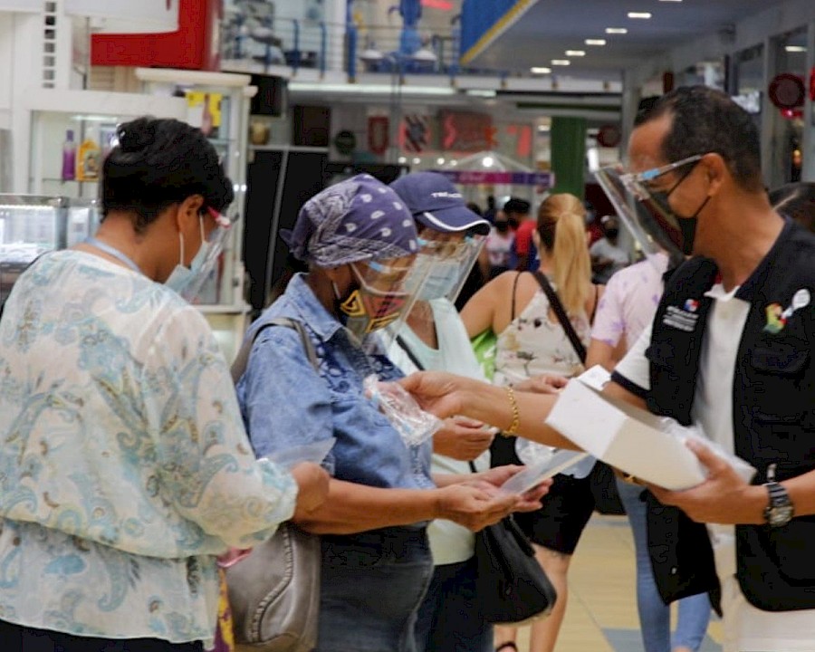 El 8 de febrero se elimina la restricción de compras por género y reabren restaurantes