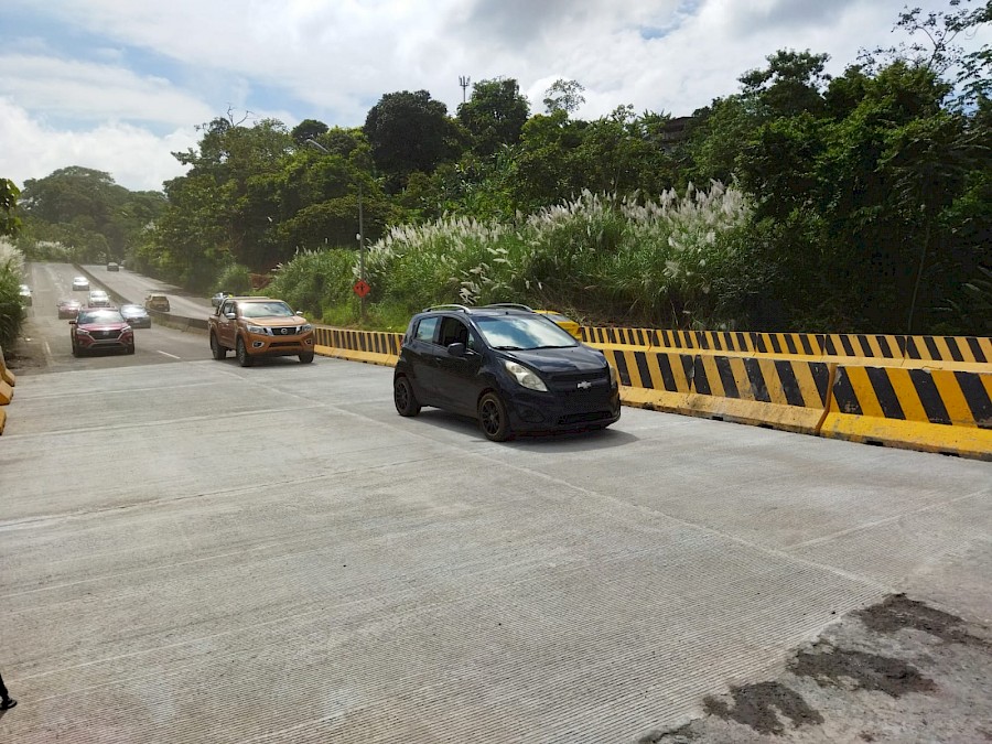 Reabierta la vía Interamericana en Loma Cová