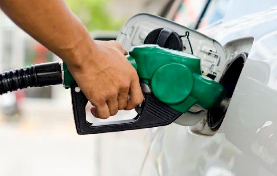 A la baja los precios de los combustibles desde este viernes 2 de diciembre