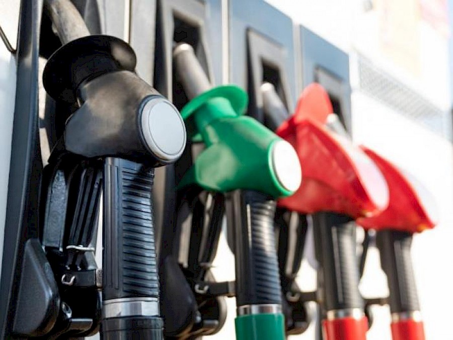 A la baja los precios de venta del combustible desde este viernes