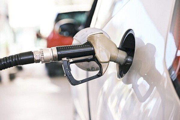 Cambian los precios de venta de los combustibles el viernes 24 de marzo