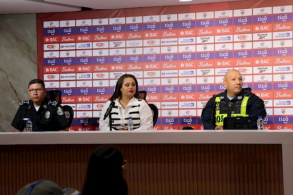 Policía Nacional moviliza dispositivo de seguridad para el partido Panamá contra El Salvador