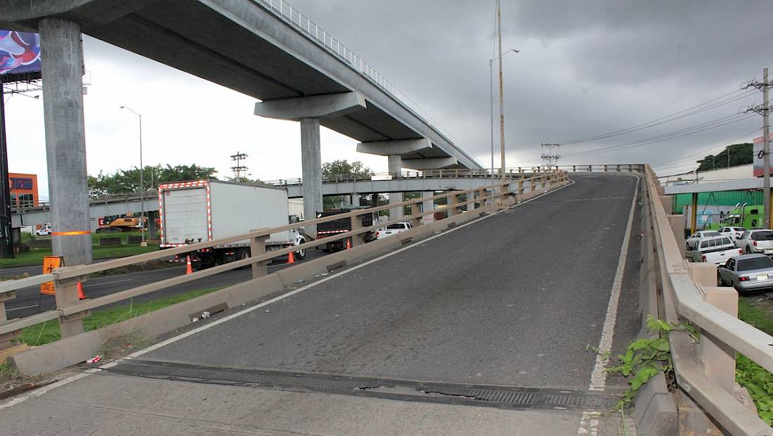 Trabajos de reparación del puente de San Antonio