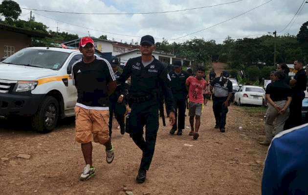 Enfrentamiento entre invasores y autoridades deja heridos en Panamá Oeste