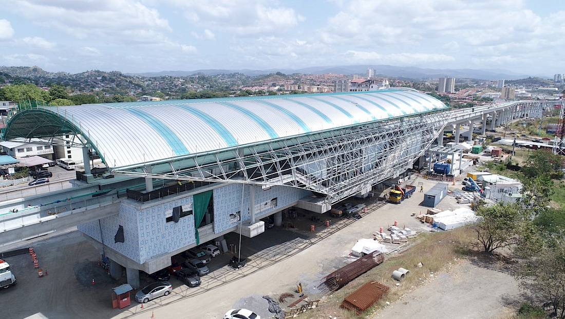 Posponen trabajos de la Línea 2 el Metro en la estación Cincuentenario