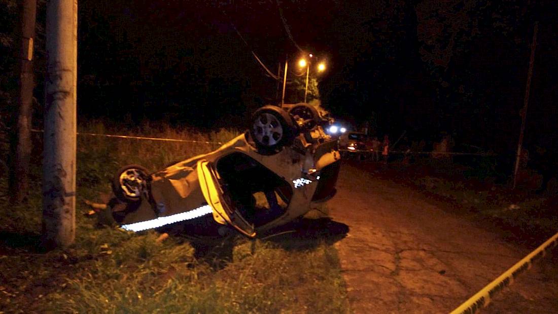 Víctima fatal y dos lesionados por vuelco en Chilibre