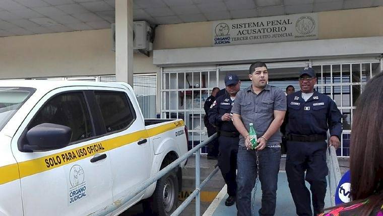 Confirman detención provisional a taxista que atropelló a una policía