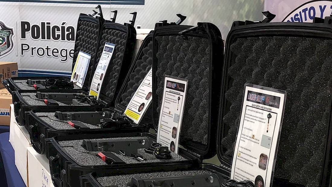 ATTT entrega radares de velocidad y alcohosensores a la Policía
