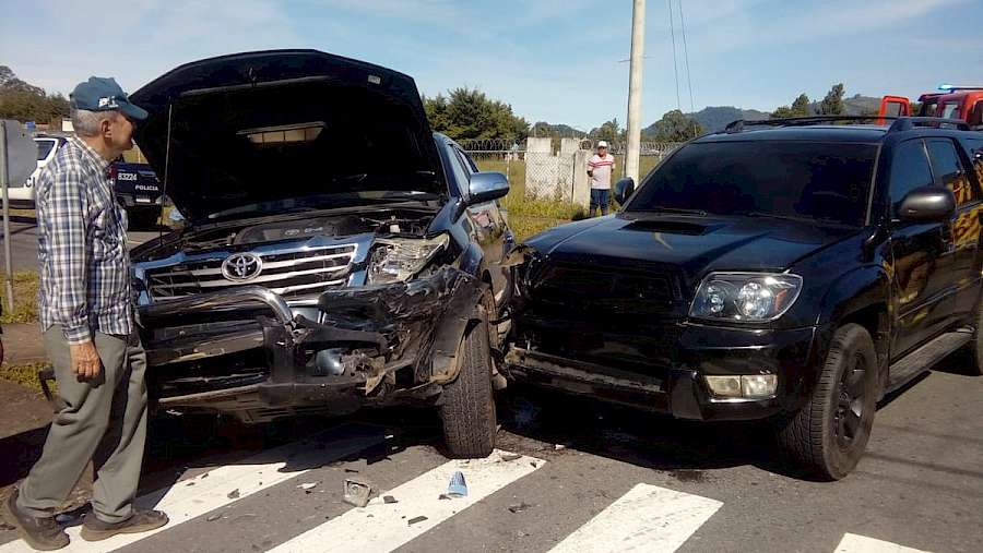 Varios hechos de tránsito en el interior del país sin dejar heridos