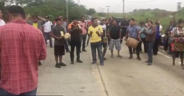 Cierre de calle por malas condiciones de vía en Panamá Norte