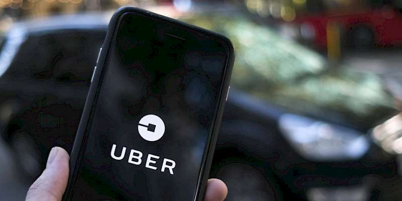 Conductor de Uber es atacado por delincuentes