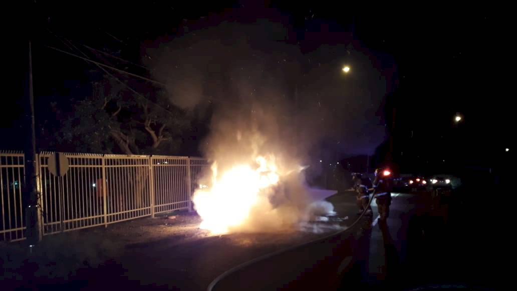 Persecuciones, colisiones y autos incendiados las últimas horas