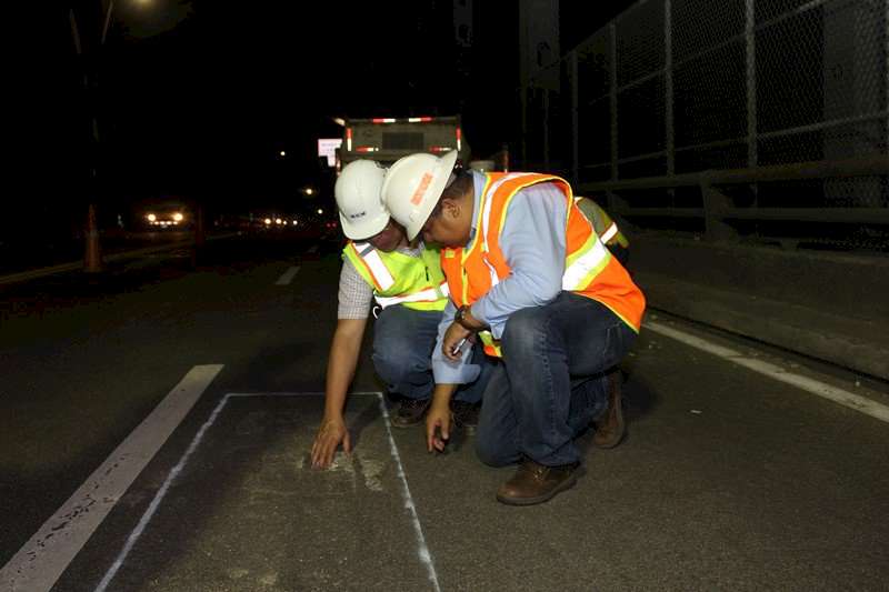 Calzada de rodadura del puente de Las Américas afectado por paso de vehículos de carga pesada