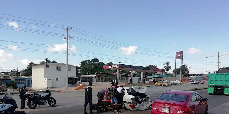 Varios heridos por colisión múltiple en Felipillo